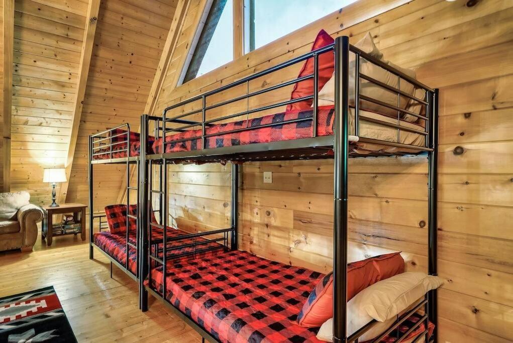 Cabin-N-Smokys! Indoor Resort Pool Views Hot Tub Game Room เซอเวียร์วีล ภายนอก รูปภาพ